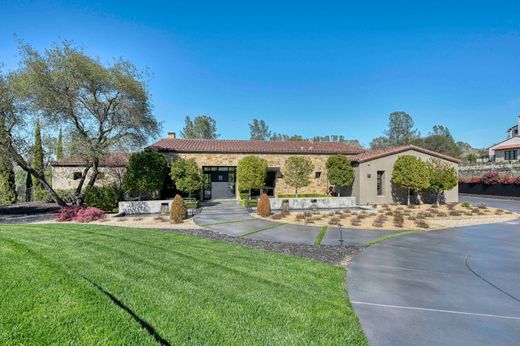 Luxury home in Loomis, Placer County