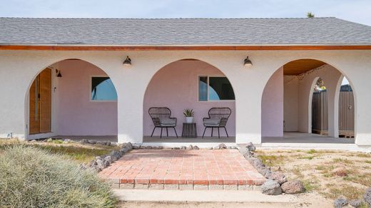 Vrijstaand huis in Yucca Valley, San Bernardino County