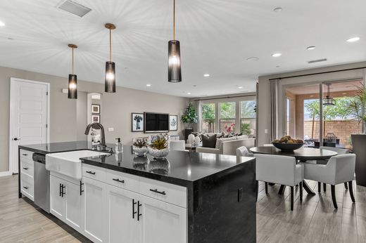 Detached House in Palm Desert, Riverside County