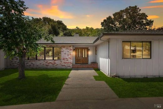 Vrijstaand huis in San Anselmo, Marin County