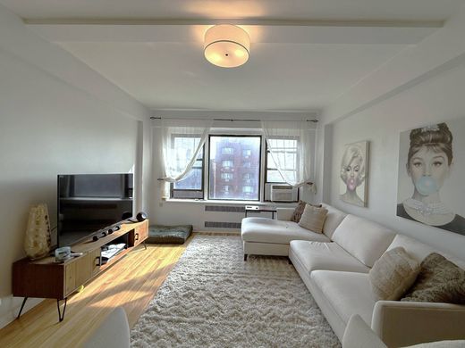 منزل ﻓﻲ Forest Hills, Queens County