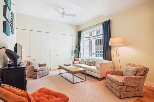 Apartment / Etagenwohnung in Washington, Washington County
