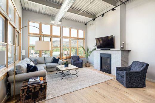 Townhouse in Basalt, Eagle County
