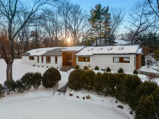 Einfamilienhaus in Weston, Middlesex County