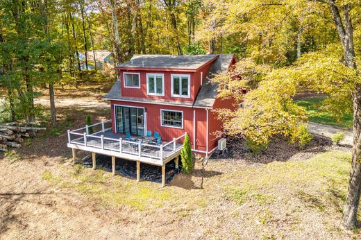 Detached House in Woodbury, Litchfield County