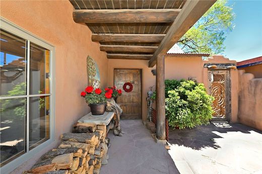 Casa Unifamiliare a Santa Fe, Santa Fe County