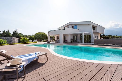 Villa en venta Acireale