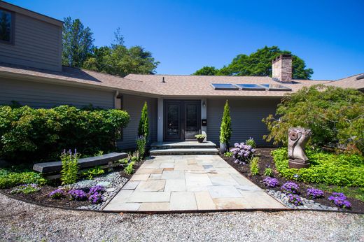 Detached House in Old Lyme, New London County