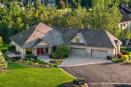 Image showcasing Luxury homes for sale in Edmonton, Alberta - LuxuryEstate.com