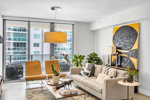 Daire Miami, Miami-Dade County