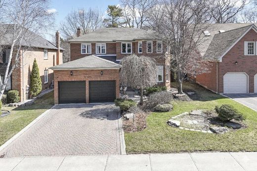 Detached House in Mississauga, Ontario