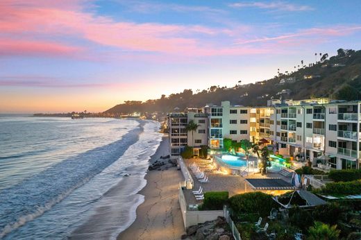 Apartment / Etagenwohnung in Malibu, Los Angeles County