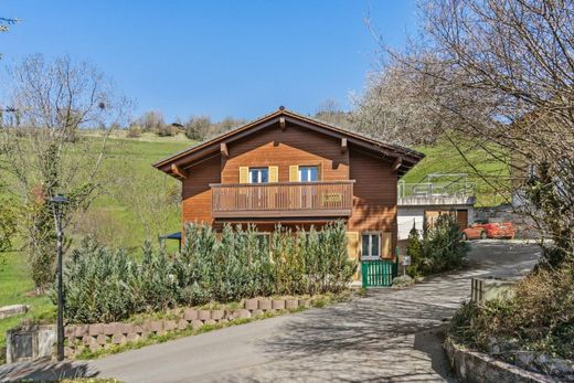 Müstakil ev Ollon, Aigle District