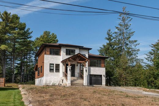 Saint-Jérôme, Laurentidesの一戸建て住宅