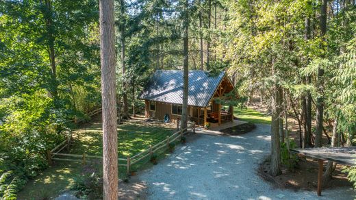 بيت مستقل ﻓﻲ Camano, Island County