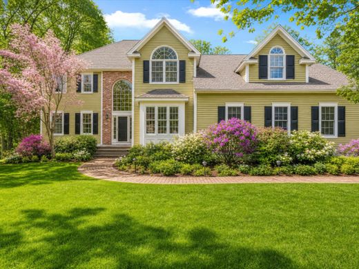 Detached House in Northborough, Worcester County