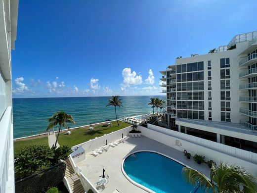 Apartment in South Palm Beach, Palm Beach