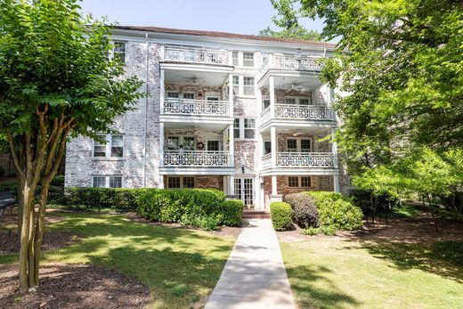 Apartment in Decatur, DeKalb County