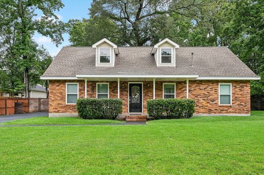 Casa Unifamiliare a Mandeville, Saint Tammany Parish