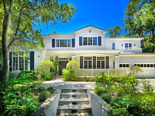 Luxury home in Encino, Los Angeles County