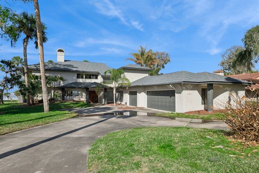 Detached House in Yalaha, Lake County