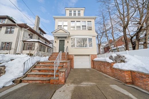 Luxus-Haus in Bayonne, Hudson County