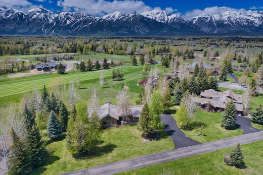 Detached House in Jackson, Teton County