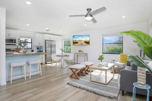 Naples, Collier Countyの一戸建て住宅