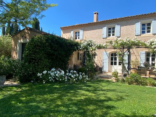 Detached House in Paradou, Bouches-du-Rhône