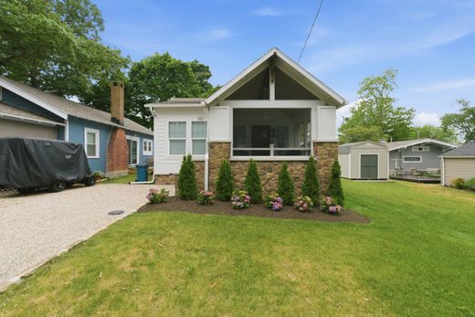 Detached House in Lakeside, Ottawa County
