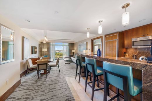 Apartment in Paradise Island, New Providence District