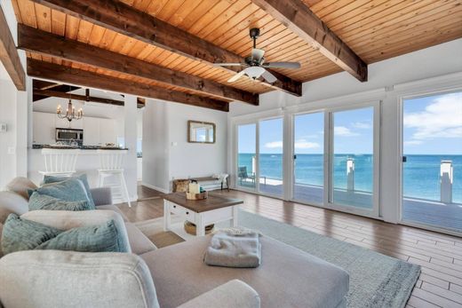 Detached House in Sandwich, Barnstable County