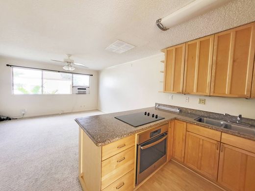 Apartment / Etagenwohnung in Kailua, Honolulu County