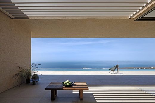 Detached House in Tínos, Nomós Kykládon