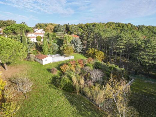 Vrijstaand huis in Giroussens, Tarn