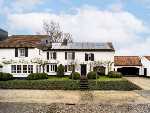 Vieux-Genappe, Province du Brabant Wallonの一戸建て住宅