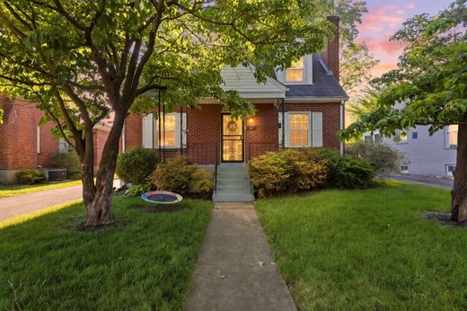 Detached House in Louisville, Jefferson County