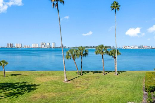 ﺷﻘﺔ ﻓﻲ Belleair, Pinellas County