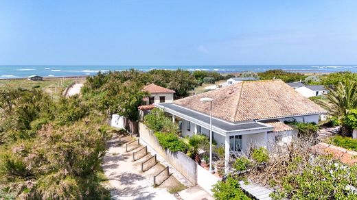 Einfamilienhaus in Domino, Charente-Maritime