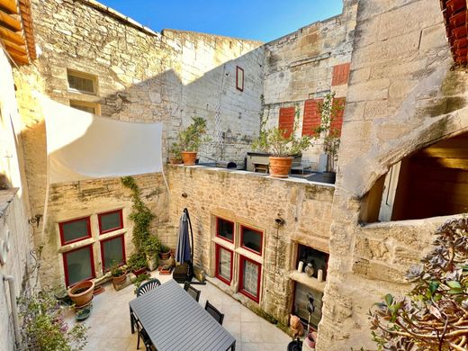 Μονοκατοικία σε Vallabrègues, Gard