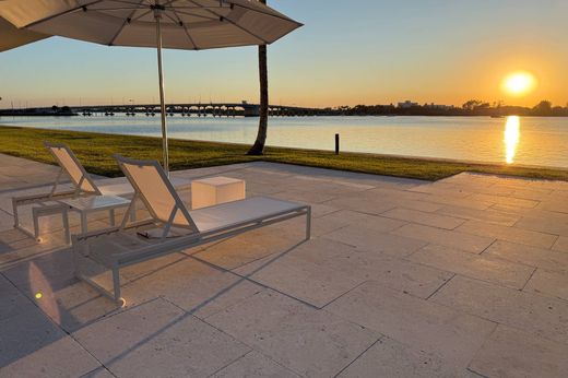 Apartment / Etagenwohnung in Palm Beach, Palm Beach County