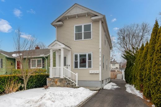 Detached House in Mamaroneck, Westchester County