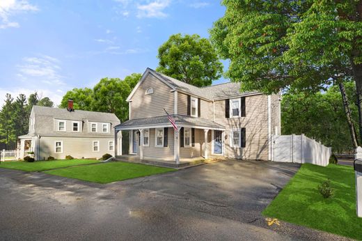 Canton, Norfolk Countyの一戸建て住宅