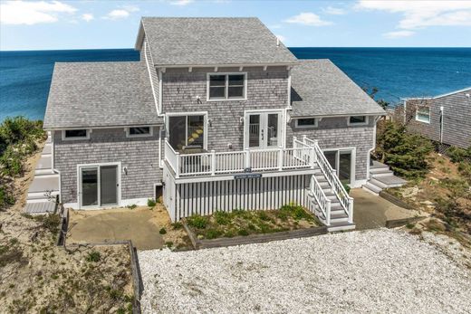 Detached House in Sandwich, Barnstable County