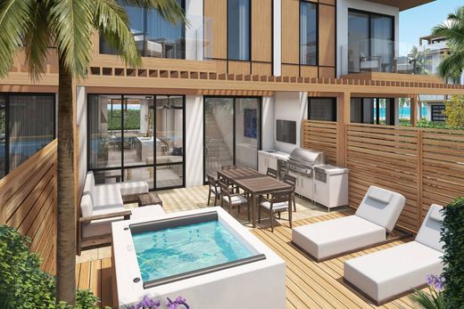 Townhouse - Grace Bay