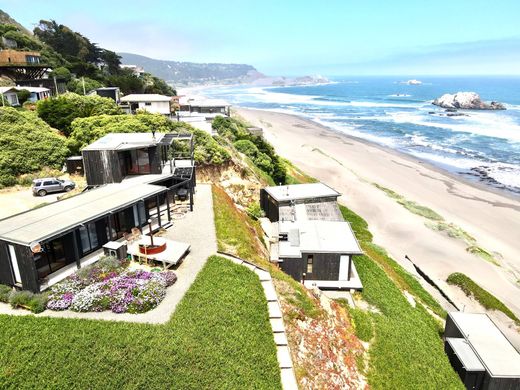 Vrijstaand huis in Pichilemu, Provincia de Cardenal Caro