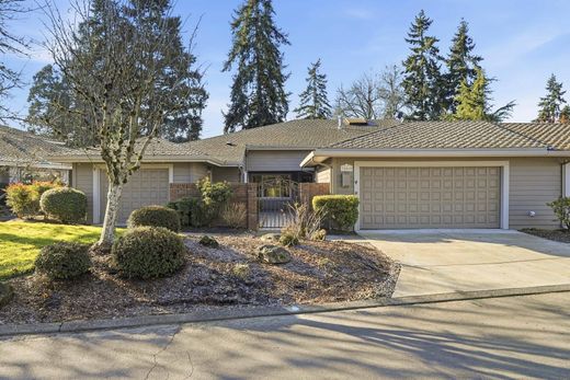 Apartment in Wilsonville, Clackamas County