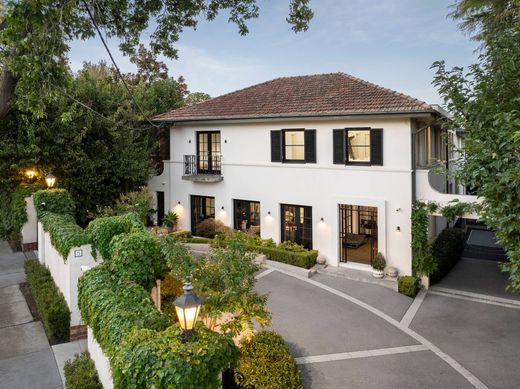 Частный Дом, Toorak, Melbourne