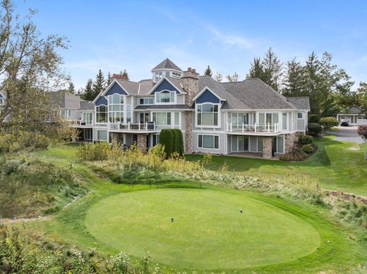Apartment in Bay Harbor, Emmet County
