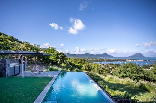 Villa for sale in Grande Rivière Noire